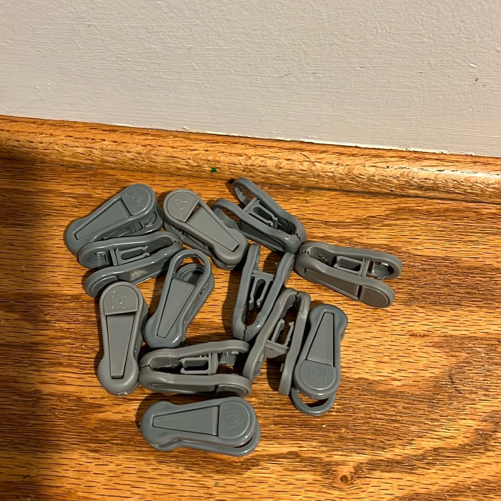 Joy Mangano Huggable Hangers Pant-Skits Ho…